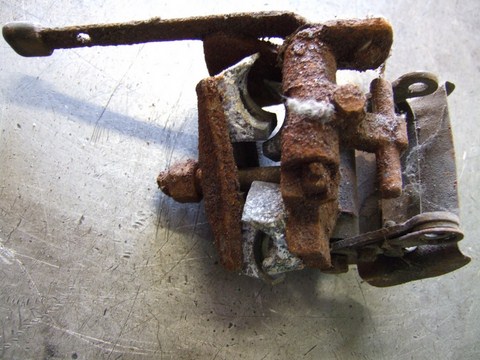 Avant - Fixation moteur MOSQUITO - Vélomoteur